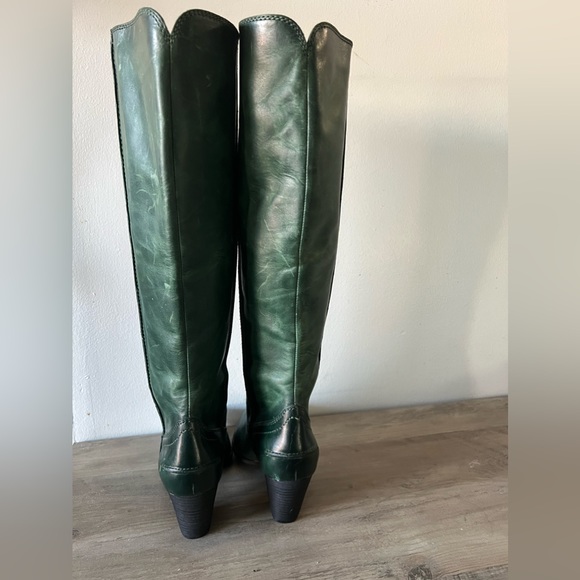 Frye women’s Renee Seam distressed leather tall boots green size 6 - Picture 7 of 14